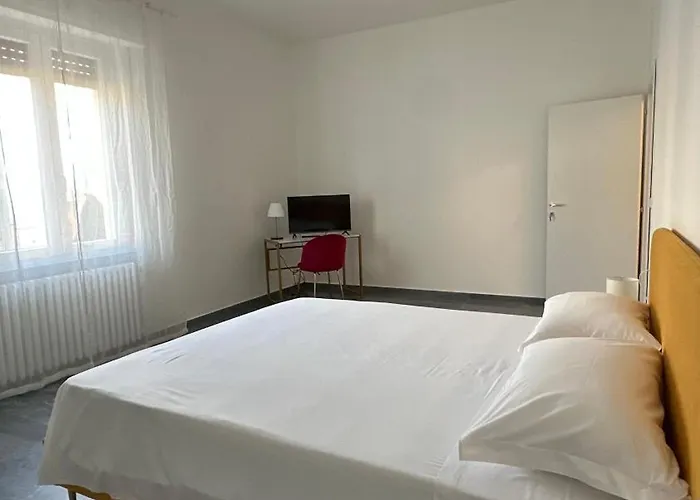 La Casa Gialla Parma